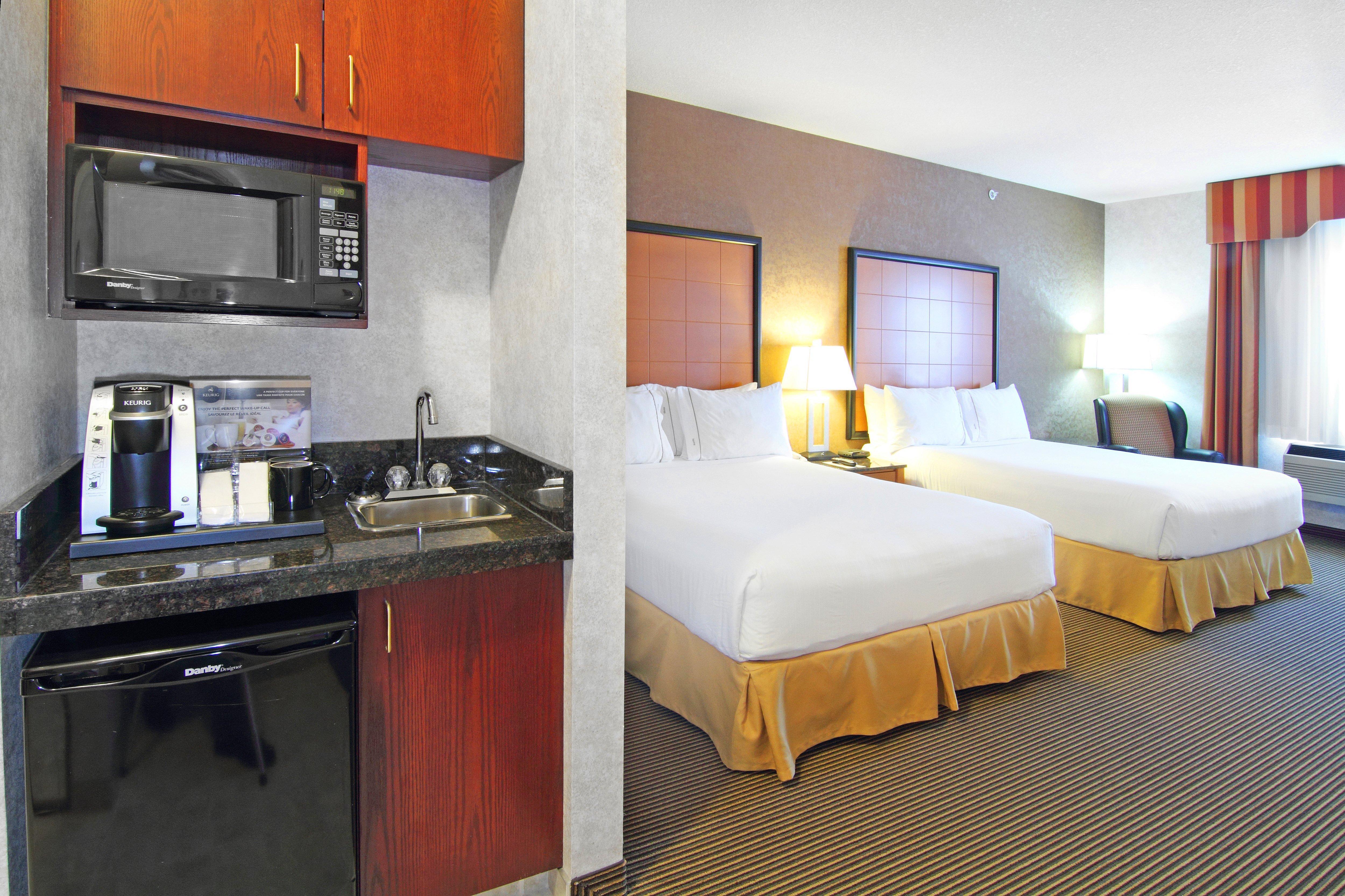 Express & S-macleod Trail S Hotel