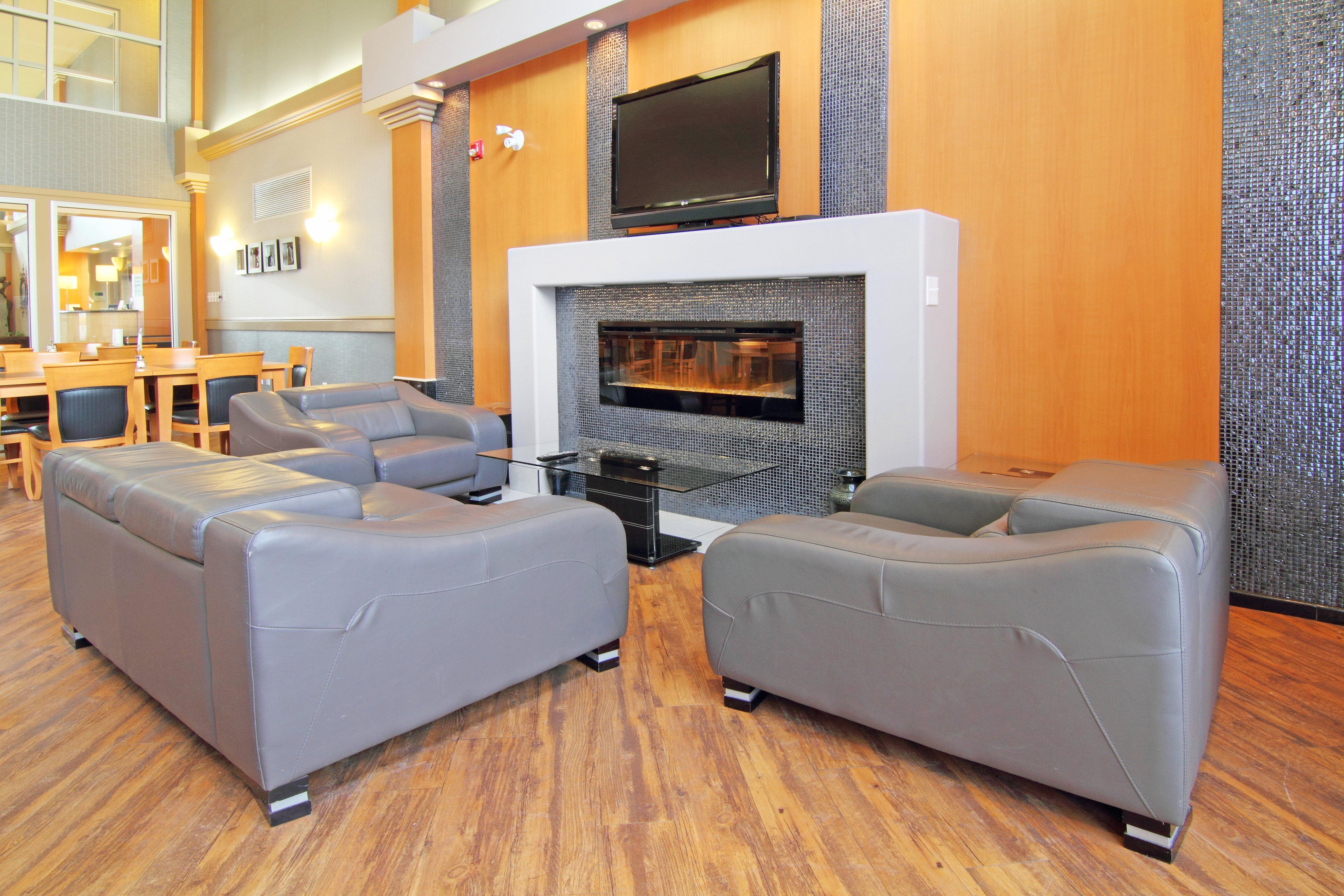 Express & S-macleod Trail S 2* Calgary