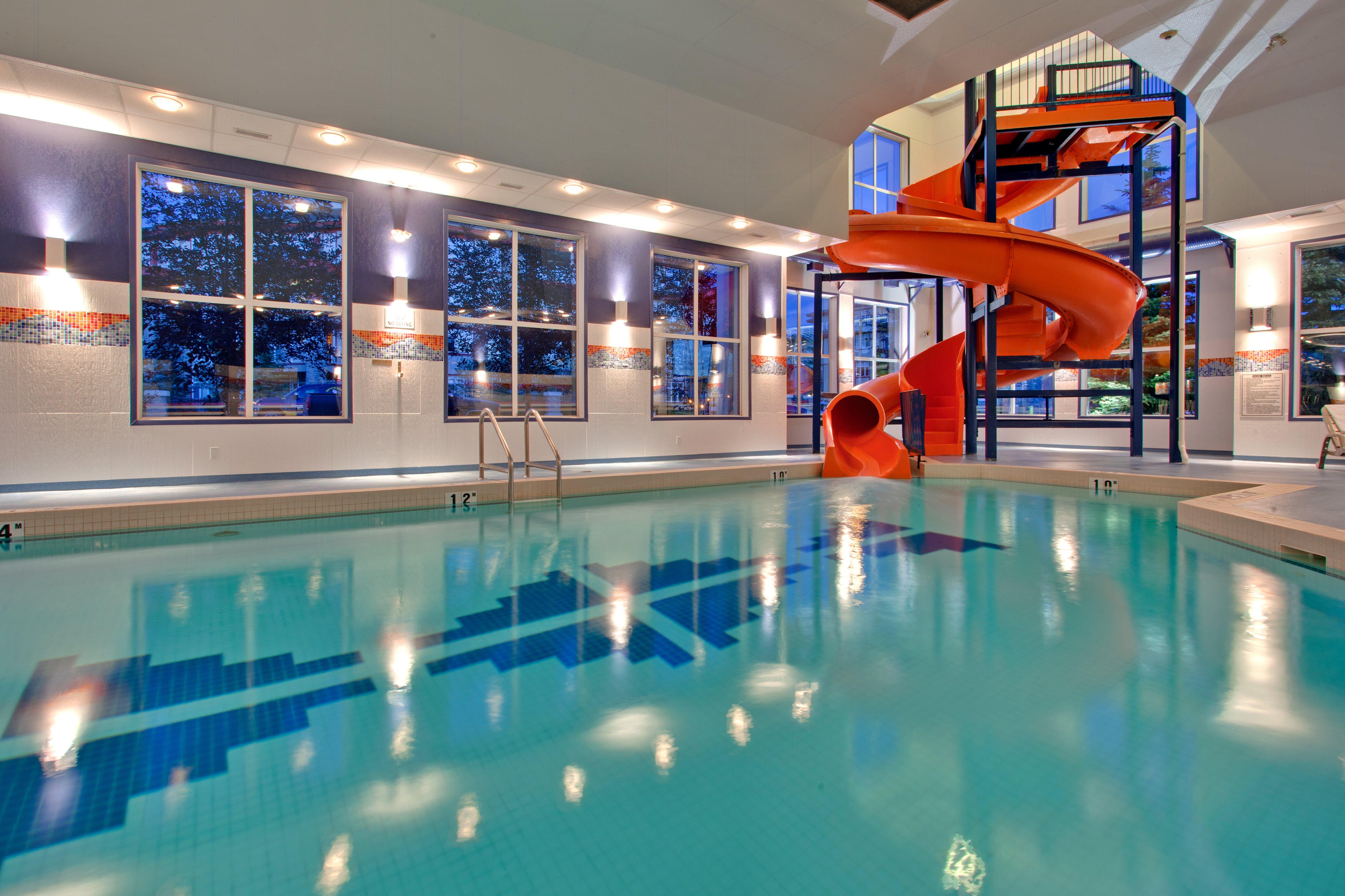 Express & S-macleod Trail S Hotel